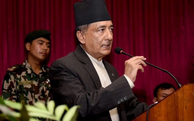 मन्त्री कार्कीद्वारा गुणस्तरीय सेवा प्रवाह गर्न टेलिकमलाई निर्देशन