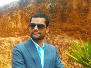 पर्यटन मजदुरका आवाज उठाउने नेता किरण तिम्सेना संसद यात्रामा